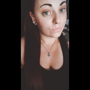 Meet your Posher, Natasha